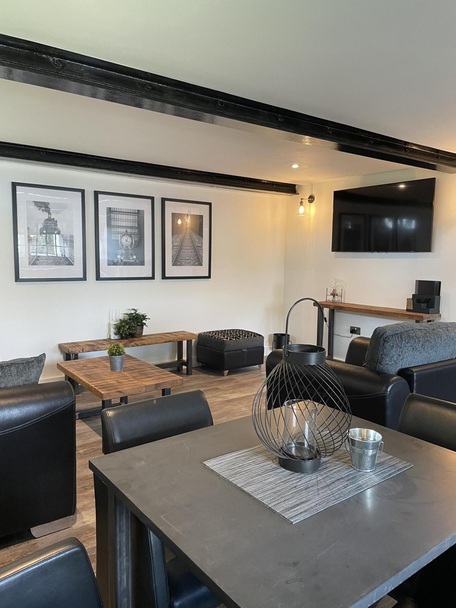 Booking Urban At Halstead Halstead  Exterior foto